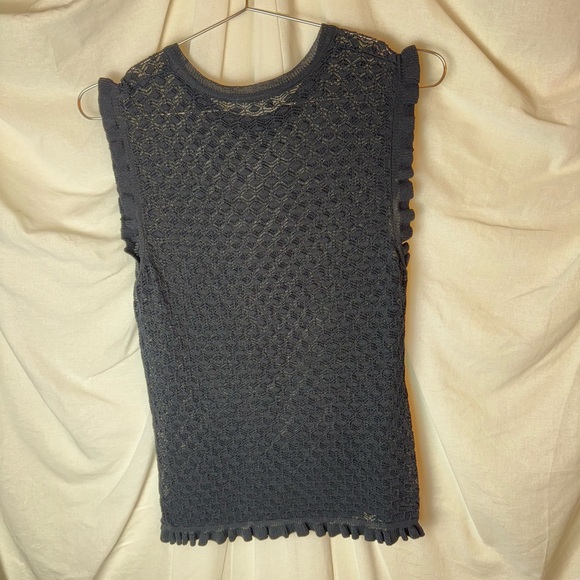 Black sheer ruffle tank - Picture 3 of 4